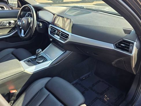 Used 2021 BMW 330e w/ Convenience Package RWD image 9