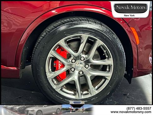 Used 2022 Dodge Durango SRT image 9