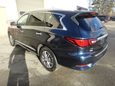 Used 2019 INFINITI QX60 Luxe w/ Essential Package image 5