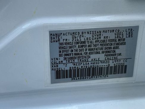 Used 2024 Nissan Sentra SR FWD image 31