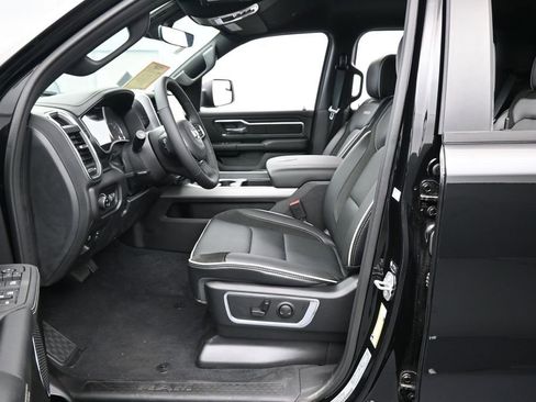 Used 2026 RAM 1500 Laramie AWD/4WD image 11