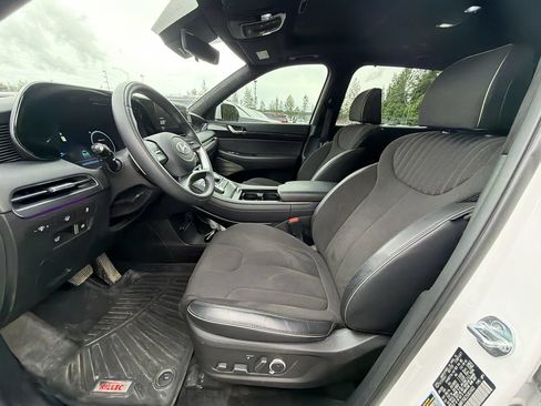 Used 2025 Hyundai Palisade Calligraphy AWD/4WD image 13