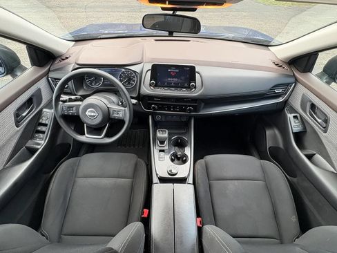 Used 2023 Nissan Rogue S AWD/4WD image 22