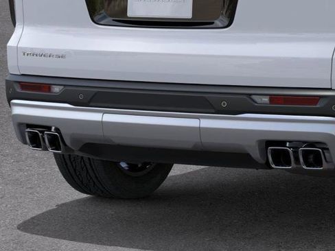 New 2026 Chevrolet Traverse LT w/ Driver Confidence Package image 14