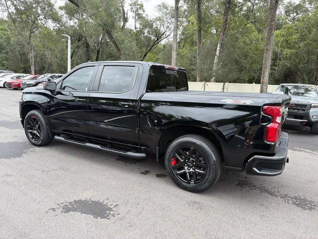 Used 2021 Chevrolet Silverado 1500 RST w/ Redline Edition AWD/4WD image 4