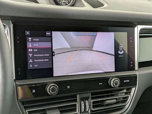 Certified 2025 Porsche Macan S image 19