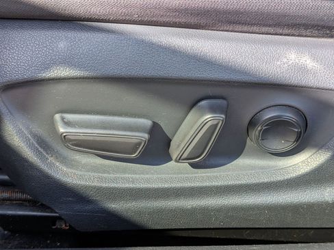 Used 2018 Toyota Camry LE image 16