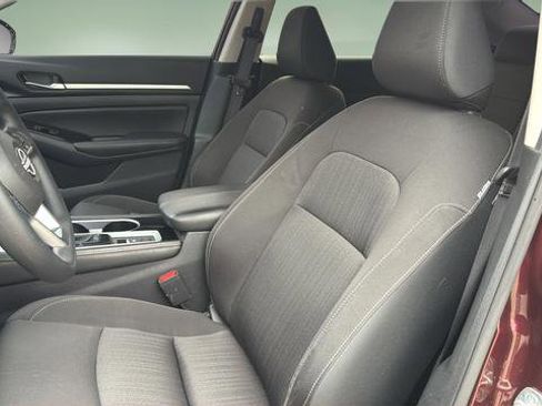 Used 2023 Nissan Altima 2.5 SV AWD/4WD image 11