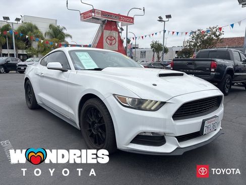 Used 2017 Ford Mustang Coupe RWD image 1
