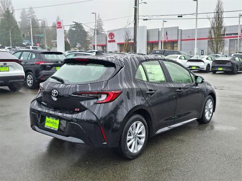 New 2026 Toyota Corolla SE image 7