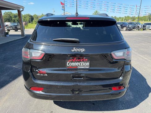 Used 2024 Jeep Compass Limited w/ High Altitude Package AWD/4WD image 5