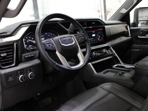 Used 2024 GMC Sierra 2500 Denali w/ Denali Reserve Package AWD/4WD image 26