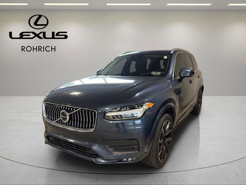 Used 2022 Volvo XC90 T6 Momentum w/ Advanced Package image 1