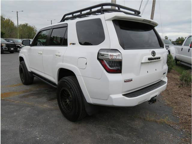 Used 2018 Toyota 4Runner SR5 Premium AWD/4WD image 17
