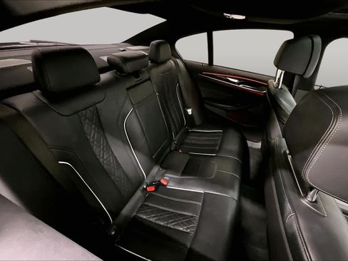 Used 2019 BMW M550i xDrive w/ Premium Package 2 AWD/4WD image 19