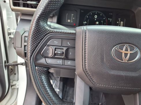 Used 2025 Toyota Tacoma SR RWD image 15
