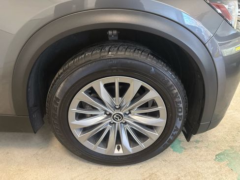 Certified 2024 MAZDA CX-90 3.3 Turbo w/ Preferred Plus image 7