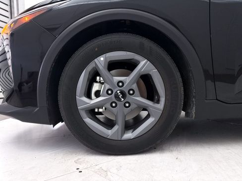 Certified 2025 Kia K4 FWD image 13