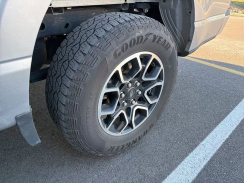 Used 2021 Ford F150 XLT w/ Equipment Group 302A High image 18