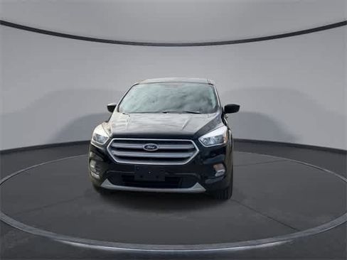 Used 2019 Ford Escape SE image 3