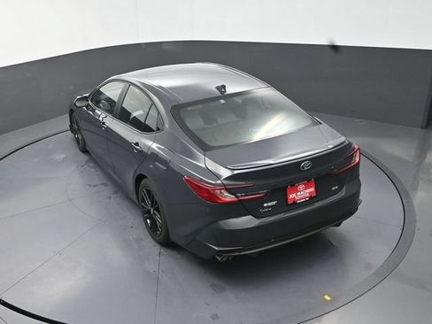 Used 2026 Toyota Camry SE FWD image 27
