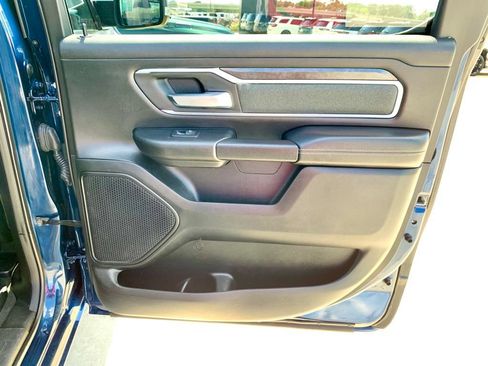 Used 2022 RAM 1500 Big Horn AWD/4WD image 23