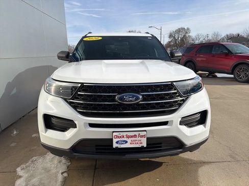 Used 2020 Ford Explorer XLT w/ Comfort Package AWD/4WD image 9