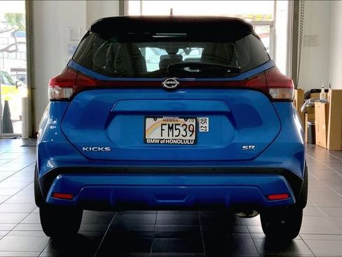 Used 2024 Nissan Kicks SR w/ SR Premium Package FWD image 4