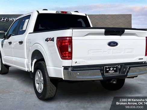 Used 2023 Ford F150 XLT w/ Trailer Tow Package image 6
