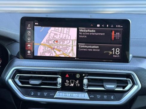 Used 2023 BMW X4 M40i AWD/4WD image 25