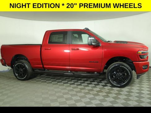 New 2026 RAM 2500 Laramie AWD/4WD image 8