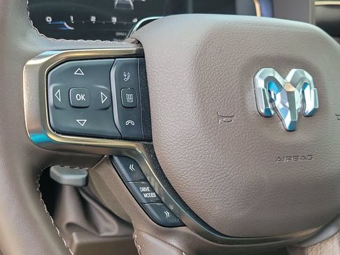 Used 2026 RAM 1500 Limited AWD/4WD image 14