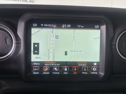 Used 2021 Jeep Wrangler Unlimited Sahara AWD/4WD image 18