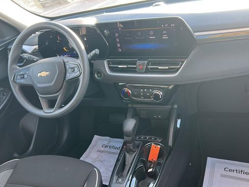Used 2025 Chevrolet TrailBlazer LT image 12