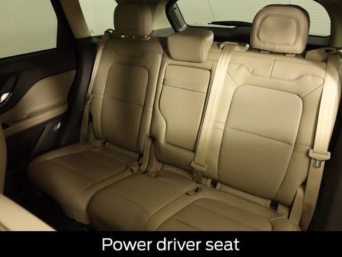 Used 2022 Lincoln Corsair AWD w/ Equipment Group 101A image 32