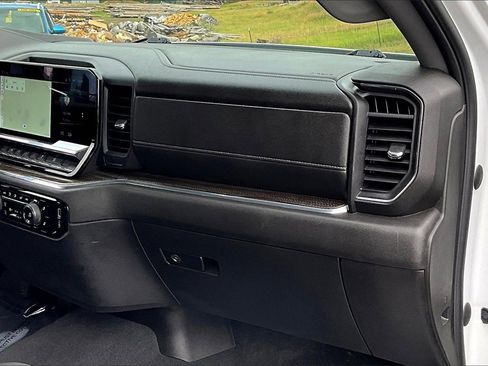 Used 2023 Chevrolet Silverado 1500 RST image 17