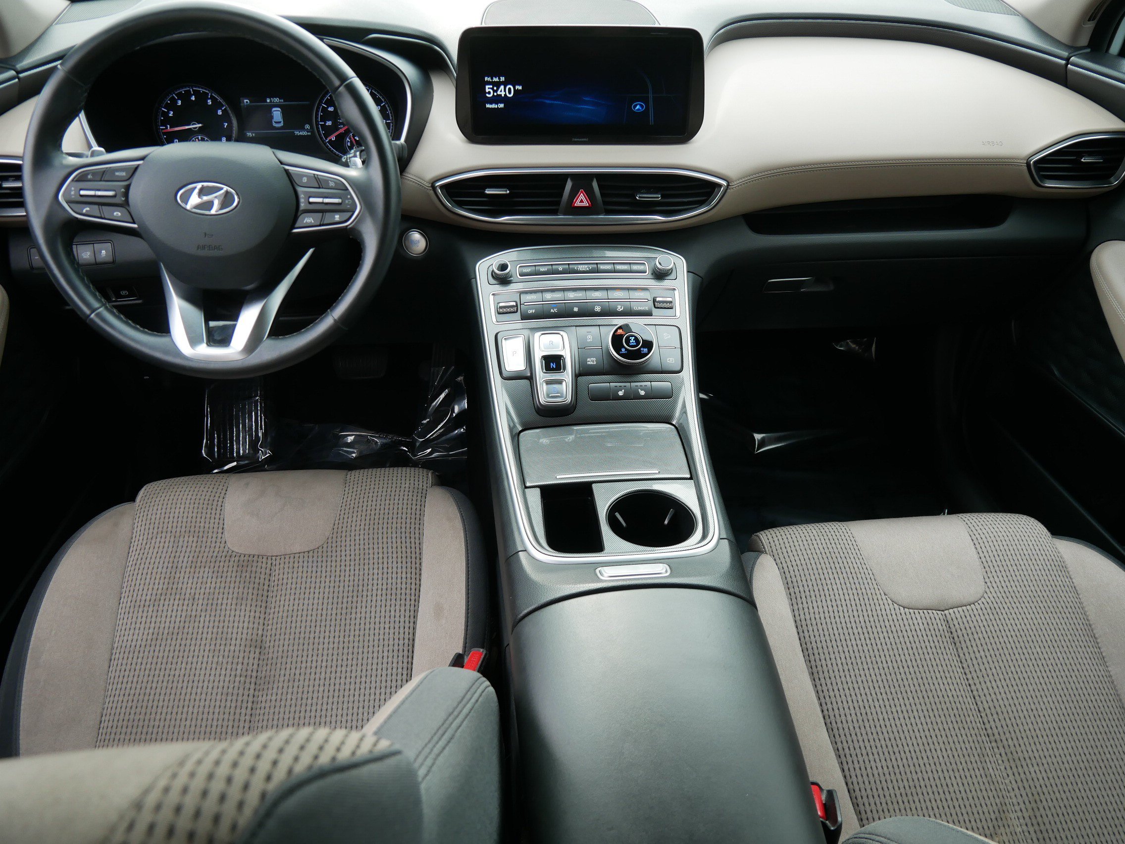 Used 2023 Hyundai Santa Fe SEL AWD/4WD image 13