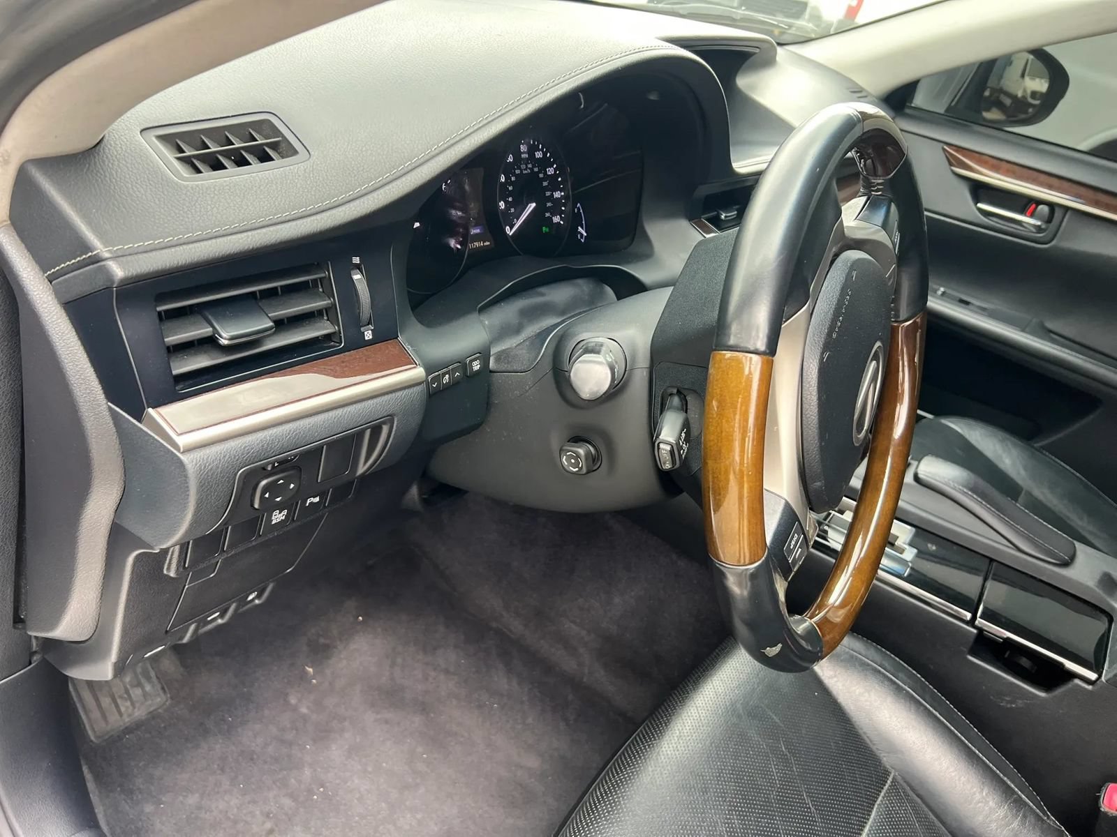 Used 2013 Lexus ES 350 w/ Luxury Pkg FWD image 13