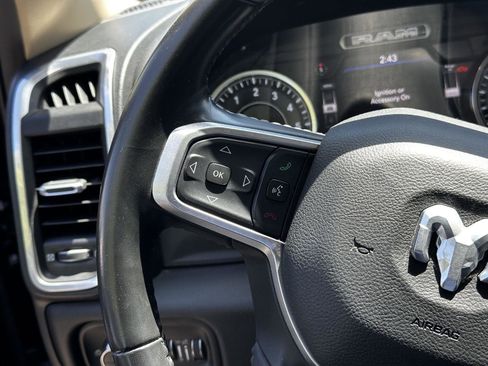 Used 2021 RAM 1500 Laramie AWD/4WD image 12