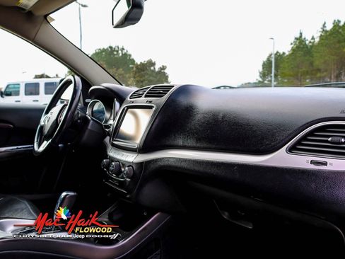 Used 2014 Dodge Journey R/T image 12