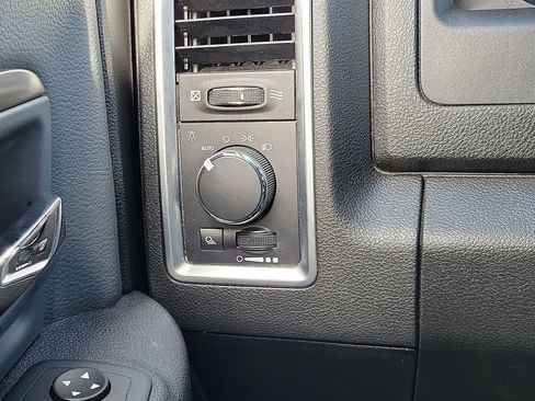 Used 2024 RAM 1500 Classic SLT image 14