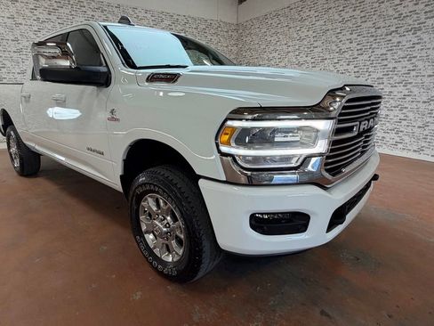 Used 2024 RAM 2500 Laramie AWD/4WD image 7