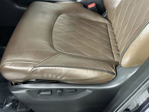 Certified 2023 Nissan Armada Platinum w/ Captain's Chairs Package image 16