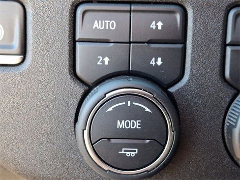 Certified 2022 Chevrolet Silverado 1500 RST image 23