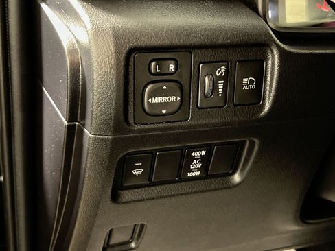 Used 2021 Toyota 4Runner SR5 RWD image 33