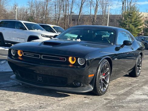 Certified 2023 Dodge Challenger R/T w/ Plus Package image 3