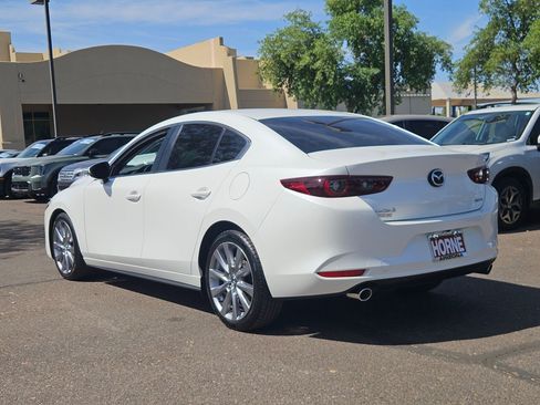 Used 2023 MAZDA MAZDA3 s FWD image 8