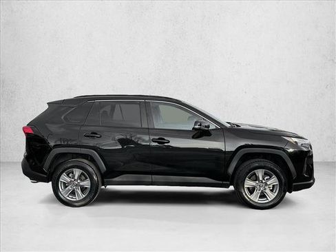 Used 2025 Toyota RAV4 XLE image 4