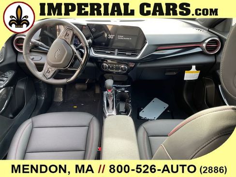 New 2026 Chevrolet Trax RS w/ Sunroof Package image 19