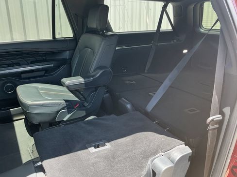 Used 2023 Ford Expedition Max Platinum AWD/4WD image 23